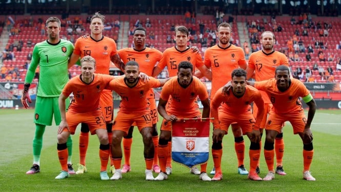 Timnas Belanda saat menghadapi Georgia