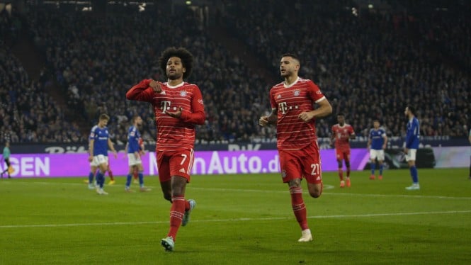 Serge Gnabry rayakan gol Bayern Munich