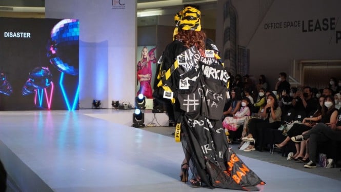 Fashion show suarakan pengusutan kasus Tragedi Kanjuruhan