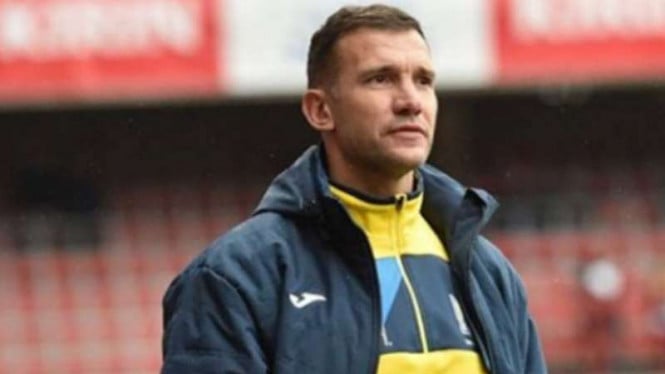 Andriy Shevchenko ketika jadi pelatih Timnas Ukraina.