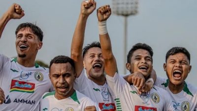 PSS Sleman selebrasi gol ke gawang Persik Kediri