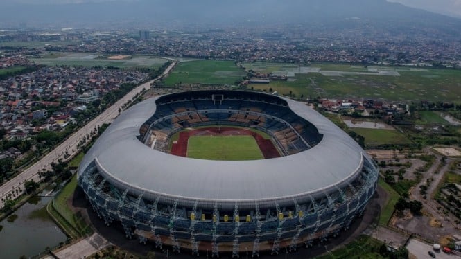 Stadion Gelora Bandung Lautan Api (GBLA)